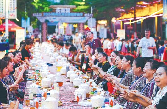 部分市县举办系列活动欢庆黎族苗族传统节日“三月三”3